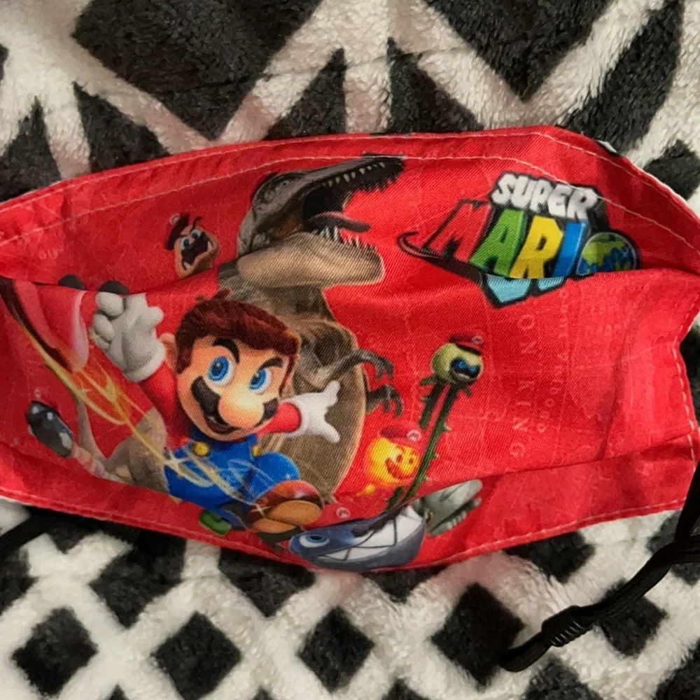 New kid’s Super Mario face masks (2)